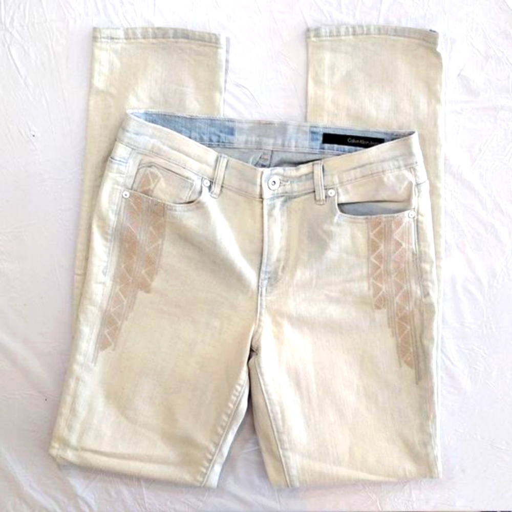 Calvin Klein Jeans Ultimate Skinny Light Washed embroidered front Jeans